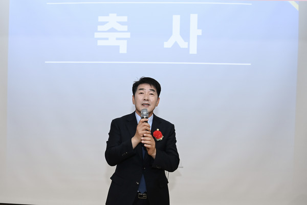 ▲ 배정수 의장이 축사를 하고 있다.