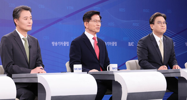 ▲ 김문수 대선후보, 한국방송기자클럽 대선후보 초청 토론회. /뉴시스