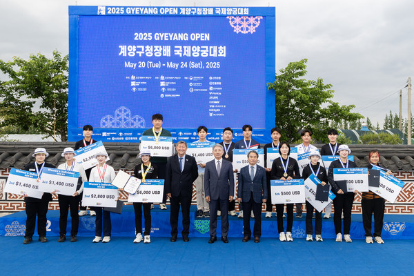 ▲ 개인전 수상자 기념촬영사진.