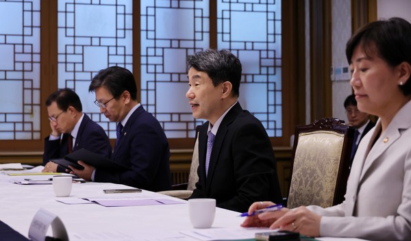 ▲ 이주호 대통령 권한대행, 경제안보전략 간담회 발언 모습. /뉴시스