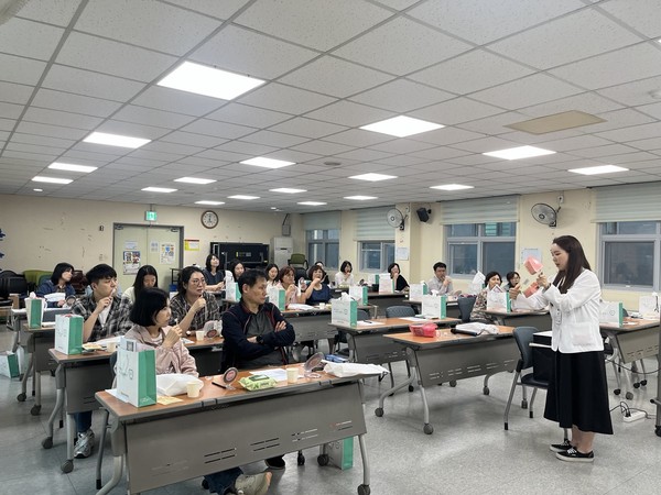 ▲ ‘구강건강관리 밀착 파트너 교육 프로그램’ 운영 모습.
