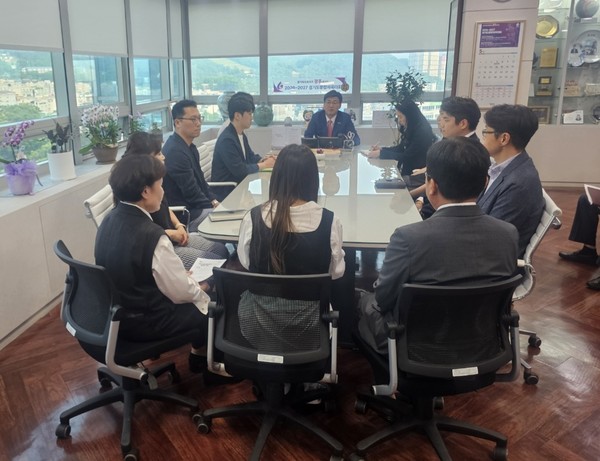 ▲ 광주시 ‘2025 동남아 해외시장개척단’ 성과 공유 차담회 개최 모습.