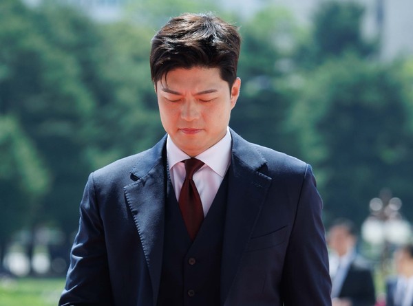 ▲ 김용태 국민의힘 비상대책위원이 4일 오전 서울 여의도 국회의사당에서 열린 제21대 대통령 취임선서식에 참석하고 있다. /뉴시스
