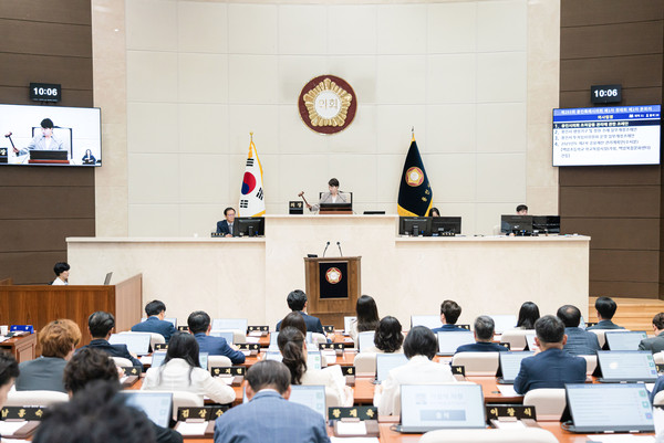 ▲ 용인특례시의회 제293회 제1차 정례회 제2차 본회의 전경.
