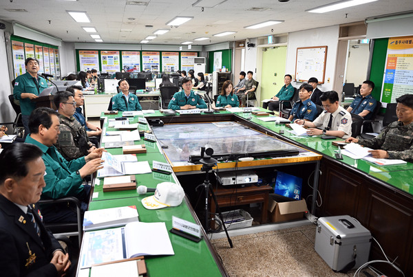 ▲ 안산시 2025년 2분기 통합방위협의회 개최 모습.