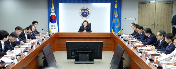 ▲ 이재명 대통령이 23일 서울 용산구 대통령실 청사에서 열린 제1차 수석보좌관회의에서 발언하고 있다. /뉴시스