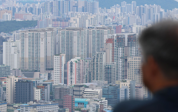 ▲ 서울 중구 남산에서 바라본 아파트단지. /뉴시스