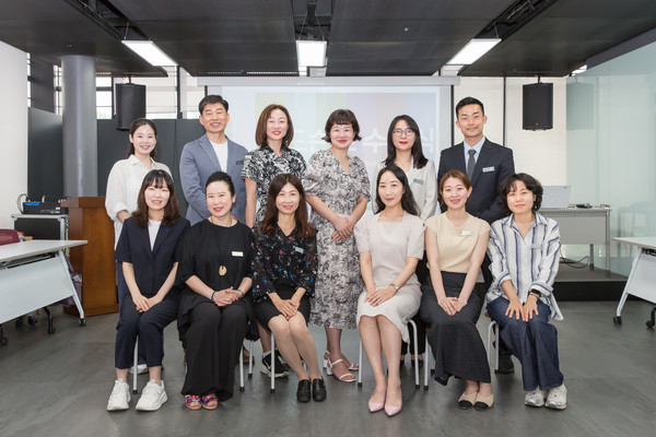 ▲ 백남준아트센터 23기 신규 도슨트 단체사진.