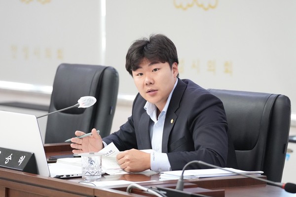 ▲ 안성시의회 최승혁 의원.
