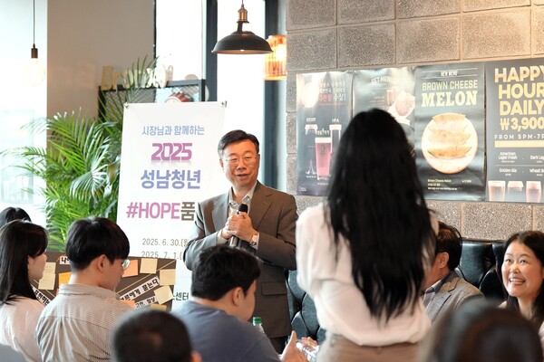 ▲ 청년간담회 진행 사진.