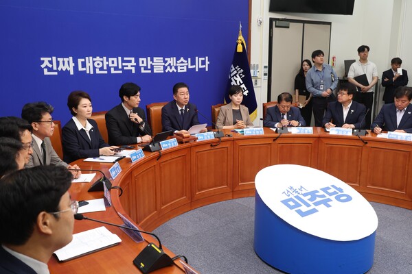 ▲ 더불어민주당 최고위원회의. /뉴시스