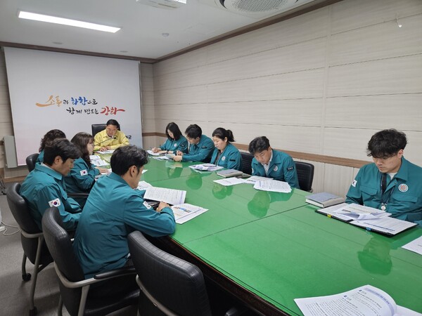 ▲ 여름철 수상안전 대책 점검회의 개최 모습.