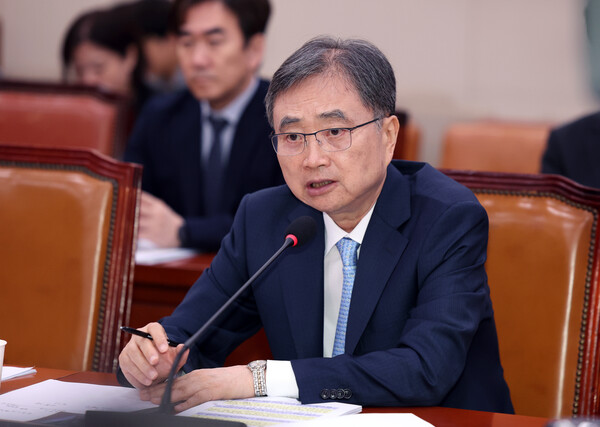 ▲ 질의에 답하는 조현 후보자. /뉴시스