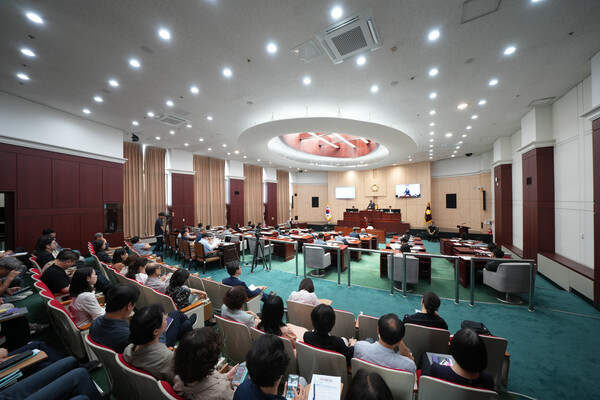 ▲ 동대문구의회 제345회 제2차 본회의장 전경.