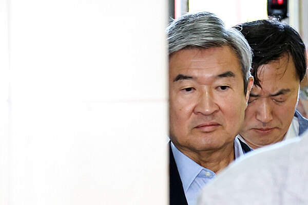 ▲ 조태용 전 국정원장이 29일 오전 서울 서초구 이명현 순직 해병 특별검사 사무실에 직권남용 혐의 피의자로 소환되어 출석하고 있다. /뉴시스