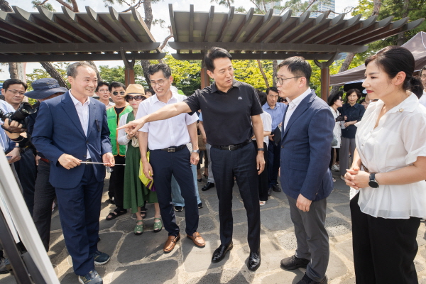 오세훈 시장과 목동재건축 현황 보고 받는 허훈의원_