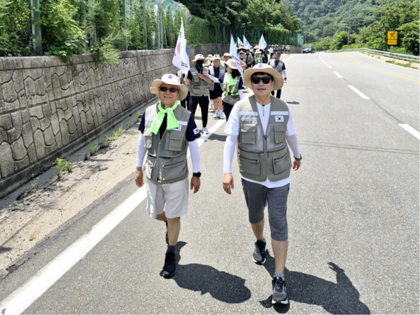 김용래 회장, 청년들과 함께 국토대장정