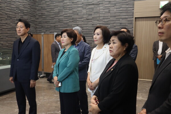 ▲ 서울특별시의회 김영옥 보건복지위원장 '서울추모공원 화장로 증설' 현장 방문 모습.