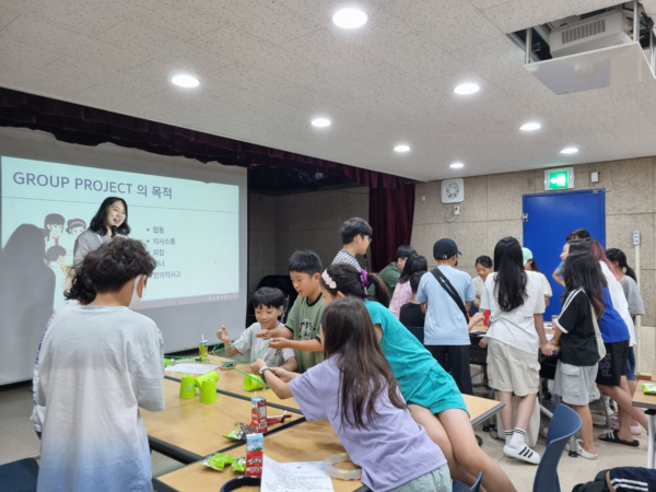 ▲ 동대문구시설관리공단 동대문청소년독서실 방학특강(리더십교육) 행사 사진.