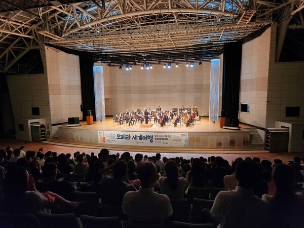 ▲ 2023년 죽전야외음악당 용인시립청소년오케스트라 공연 모습.