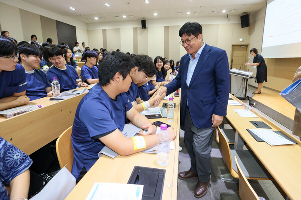 ▲ 도성훈 인천광역시교육감, 미래 건강인재 양성 위한 간호 체험 교육 참석 모습.