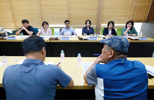 ▲ 택시승강장 개선 위한 간담회 개최 모습.