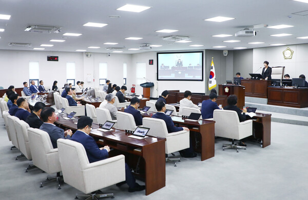 ▲ 송파구의회 제324회 임시회 제2차 본회의 전경.