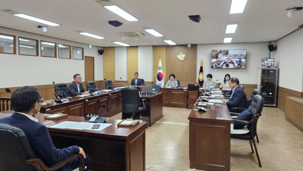 ▲ 양천구의회 의회운영위원회 개최 모습.