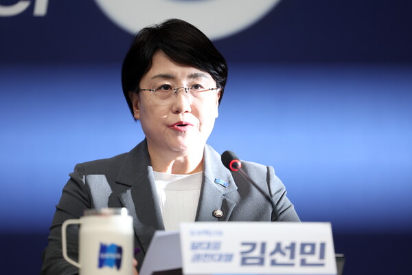 ▲ 조국혁신당 성비위 사건 관련 기자회견하는 김선민. /뉴시스