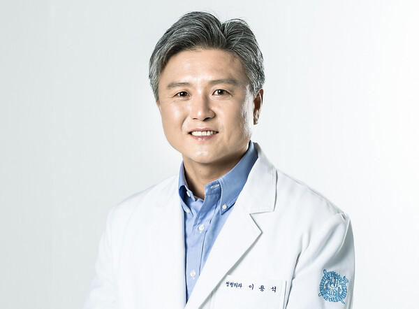 ▲ 분당서울대병원 정형외과 이용석 교수.