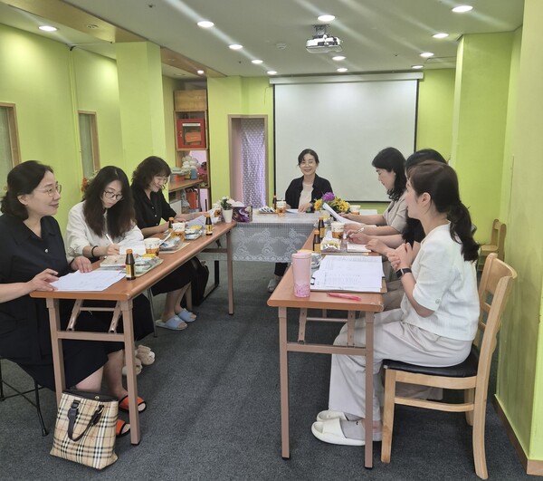 ▲ 인천광역시교육청, 지역 기반형 유·보 이음교육 거점기관 컨설팅.