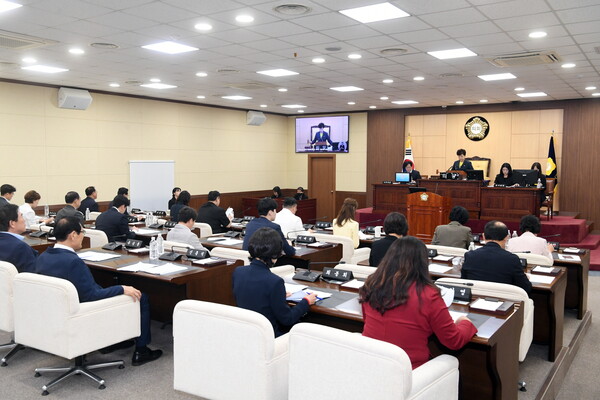 ▲ 영등포구의회 제264회 임시회 제1차 본회의 전경.