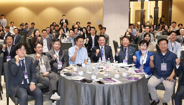▲ 안양산업진흥원은 제7회 안양시 유망기업 조찬간담회를 성황리에 개최했다.