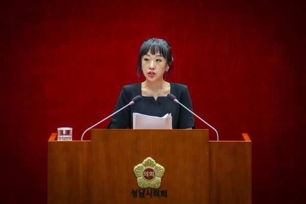 ▲ 이영경 의원이 제305회 임시회 제2차 본회의서 5분 자유발언을 하고 있다.