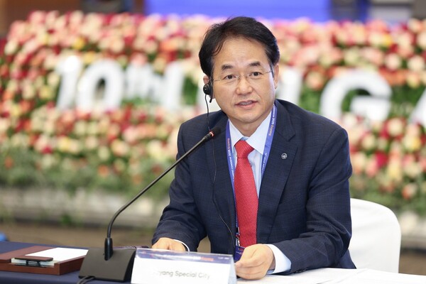 ▲ UCLG ASPAC 이사회에서 발언하고 있는 이동환 고양특례시장.