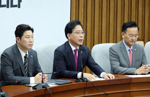 ▲ 발언하는 송언석 원내대표. /뉴시스