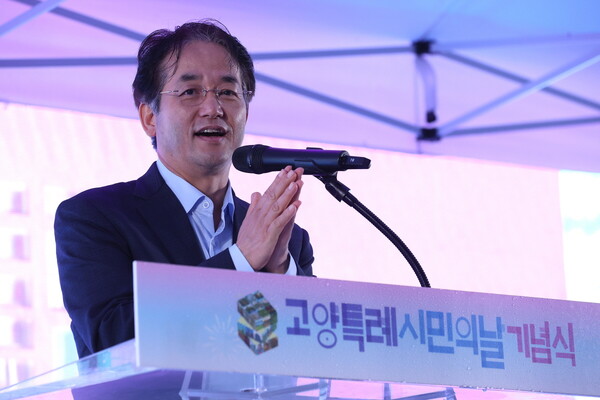 ▲ ‘2025년 고양특례시민의 날 기념식’에서 기념사 중인 이동환 고양특례시장.
