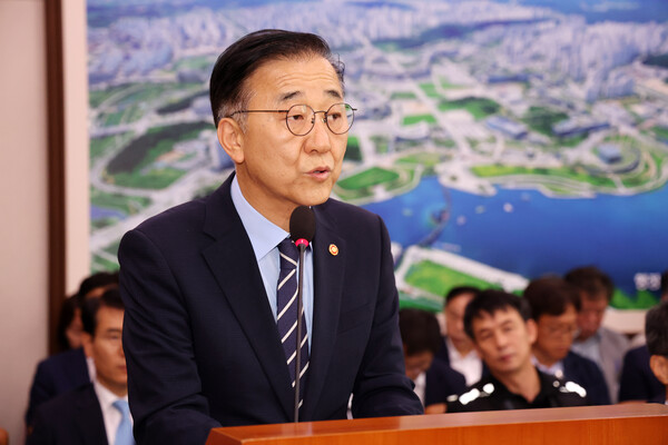 ▲ 발언하는 김윤덕 국토교통부 장관. /뉴시스