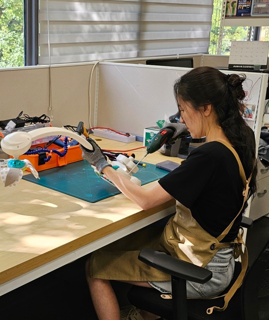 ▲ 강동구 장난감 수리센터 현장.