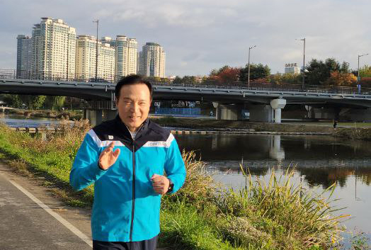 ▲ ‘하이러닝 달리기 캠페인’ 참여한 임태희 교육감.