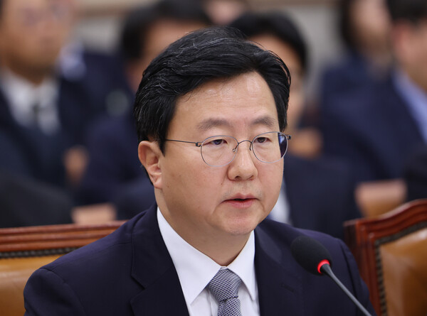 ▲ 질의 답하는 정진우 서울중앙지검장. /뉴시스