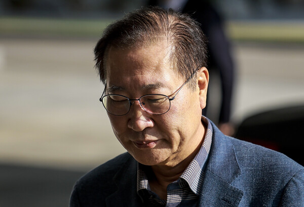 ▲ 박성재 전 법무부장관이 10월 23일 서울 서초구 서울고등검찰청에 마련된 내란특검팀(특별검사 조은석)에 피의자신분으로 조사를 받기 위해 출석하고 있다. /뉴시스