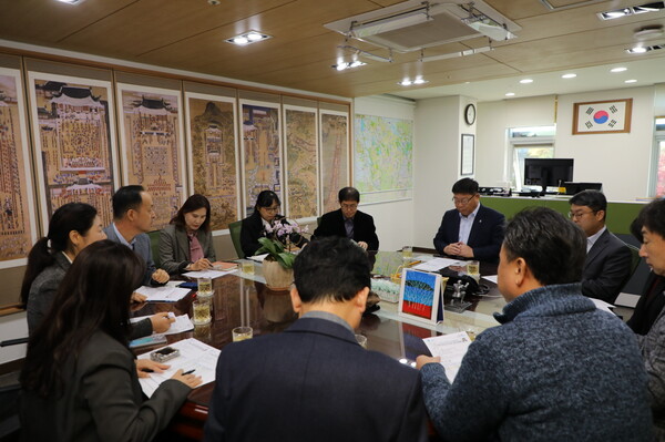 ▲ 수원특례시 팔달구 세외수입 징수대책보고회 개최 모습.