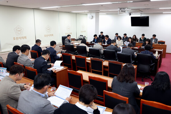 ▲ 오산시의회 의원간담회 개최 모습.