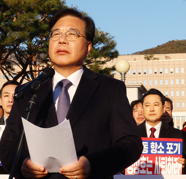 ▲ 정성호 법무부장관 사퇴 촉구하는 송언석 원내대표. /뉴시스