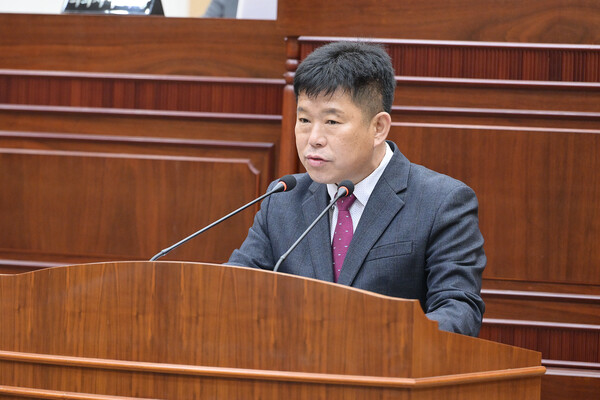 ▲ 발언하는 박운서 의원.