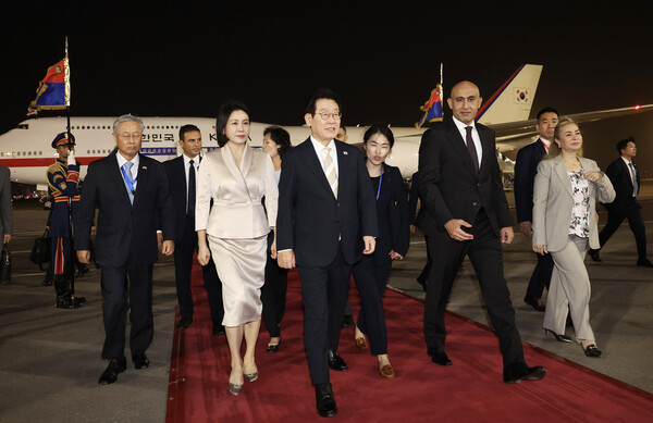 ▲ 이집트 공식 방문한 이재명 대통령과 김혜경 여사. /뉴시스