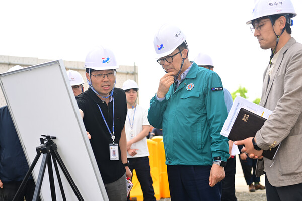 ▲ 현장 안전 점검 나선 이재호 연수구청장.