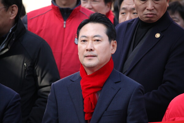 ▲ 천안에서 열린 집회 참가한 국민의힘 장동혁 대표. /뉴시스