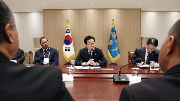 ▲ 태평양도서국 외교장관 단체 접견서 발언 하는 이재명 대통령. /뉴시스